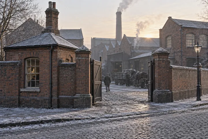 Factory Gates & Entrances, c. 1905; AI-generated historical interpretation set in Britain.